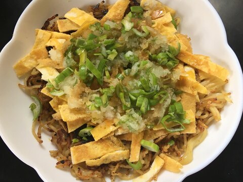 紅葉おろし、卵焼き、ねぎ、瓦そば風焼きそば